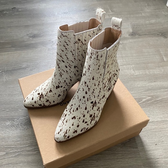 Lucky Brand | Radah Cowhair Western Ankle Boot - Picture 1 of 10